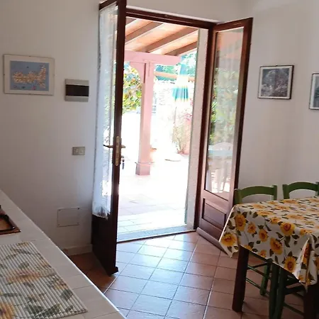 In Mit Schoenem Garten Appartement Capoliveri (Isola d'Elba)